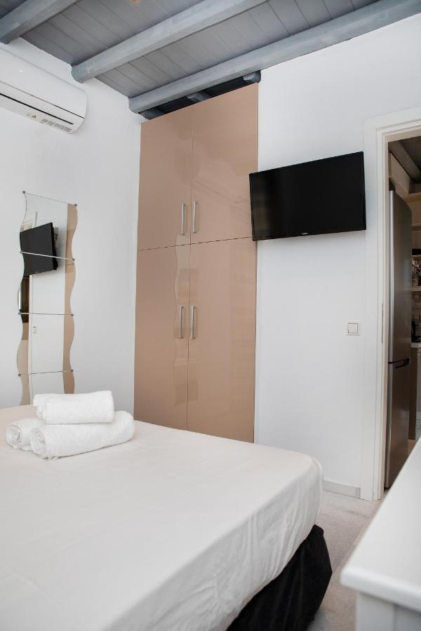 Caper-2 Bedroom Traditional Home With Amazing View Náousa Buitenkant foto
