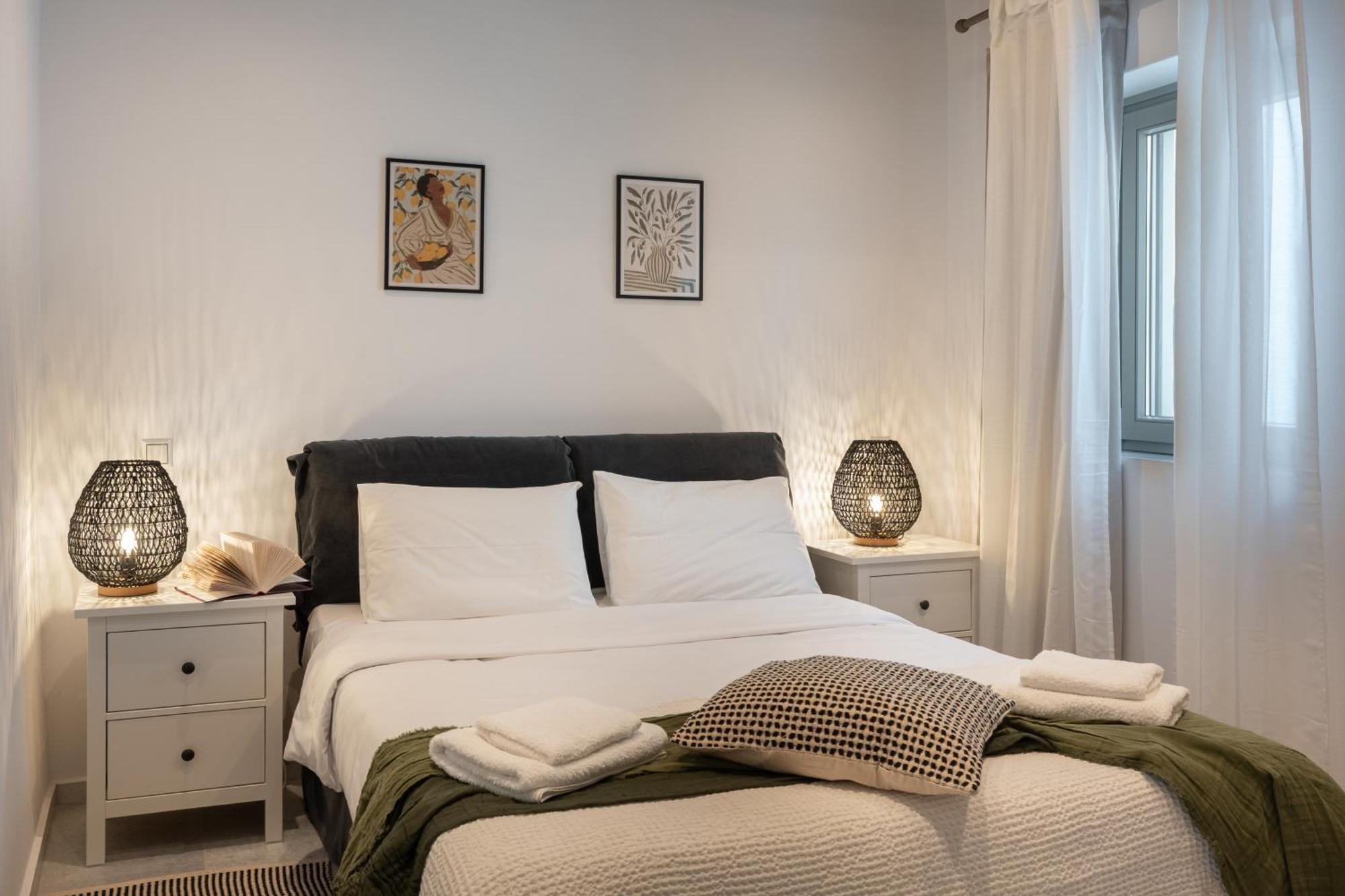 Caper-2 Bedroom Traditional Home With Amazing View Náousa Buitenkant foto