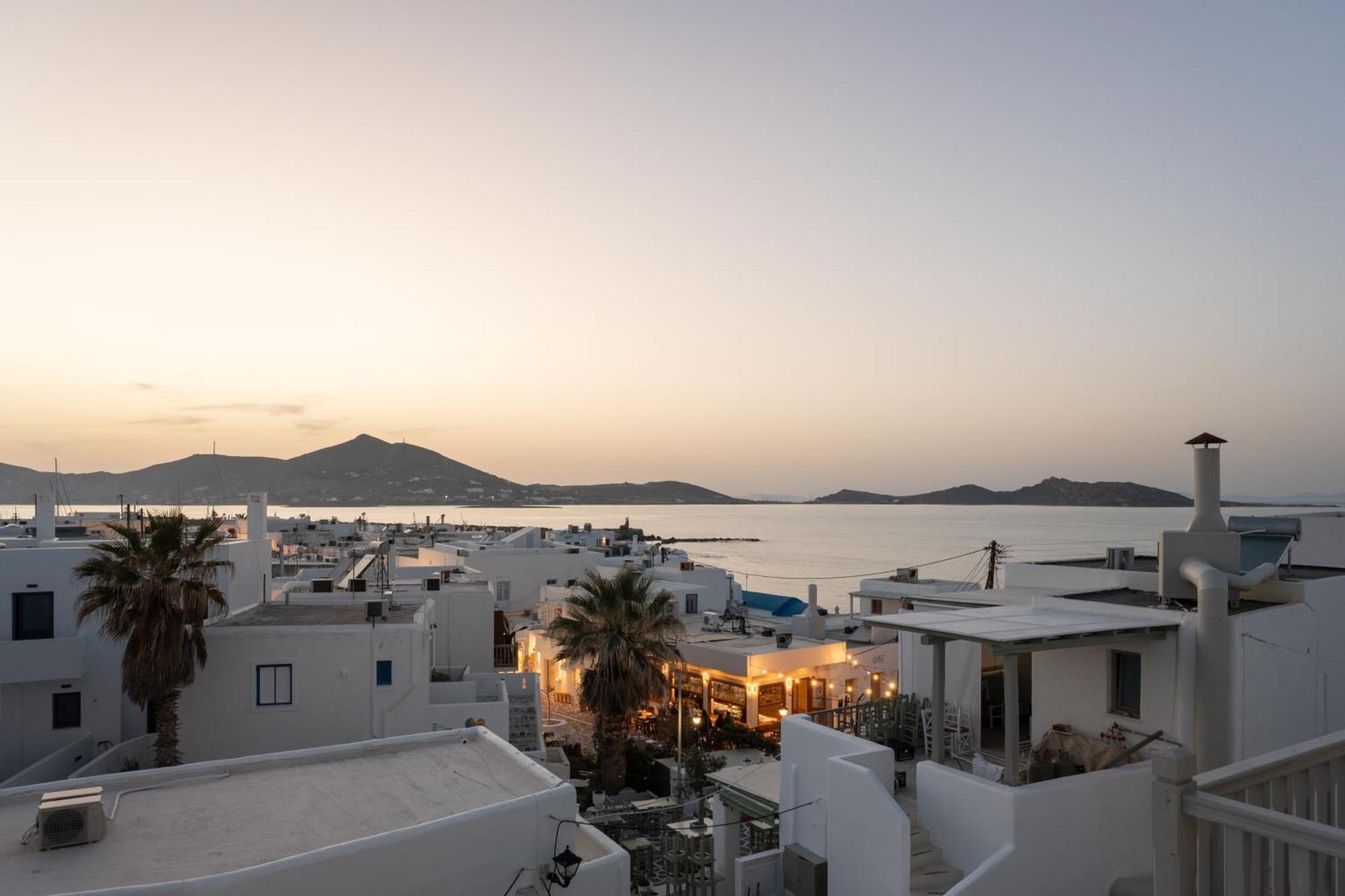Caper-2 Bedroom Traditional Home With Amazing View Náousa Buitenkant foto