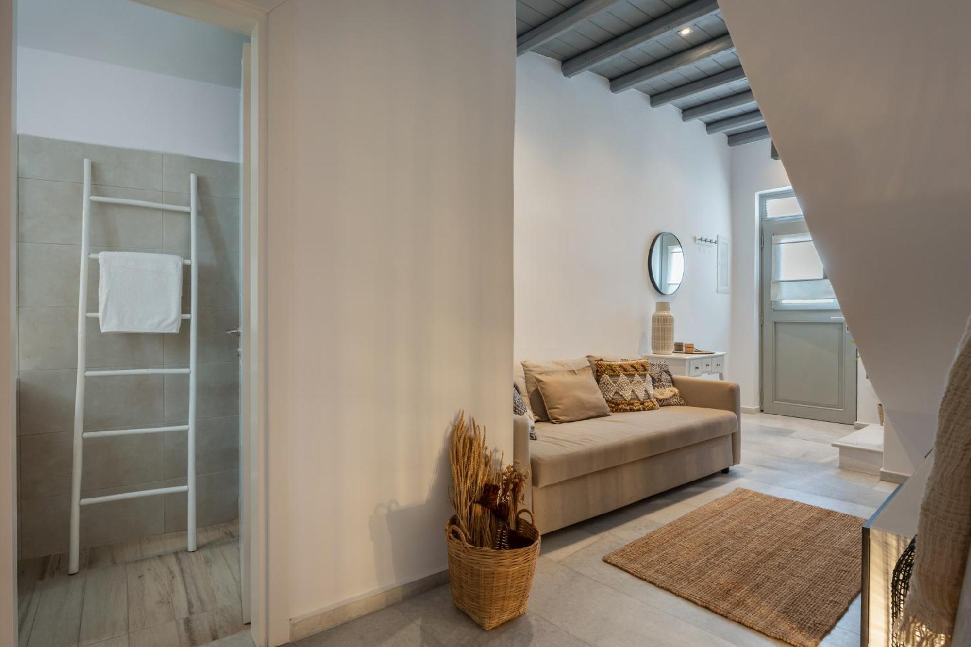 Caper-2 Bedroom Traditional Home With Amazing View Náousa Buitenkant foto